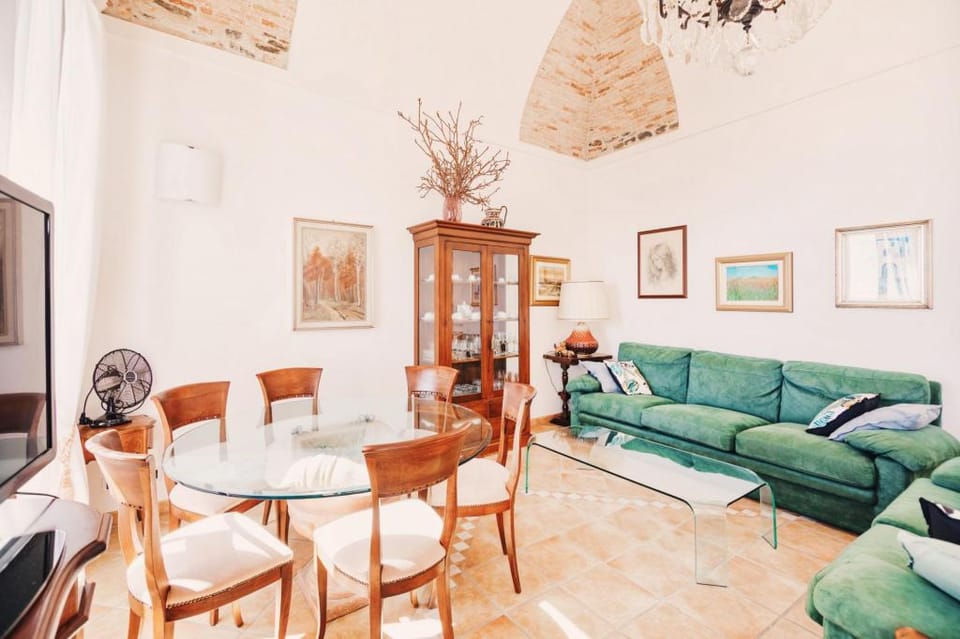 Appartamento fronte mare a Ospedaletti by Wonderful Italy Apartment in Liguria