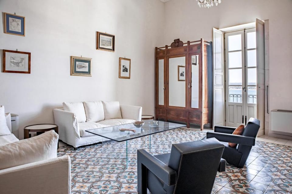 Duplex sul porto grande by Wonderful Italy Apartment in Syracuse