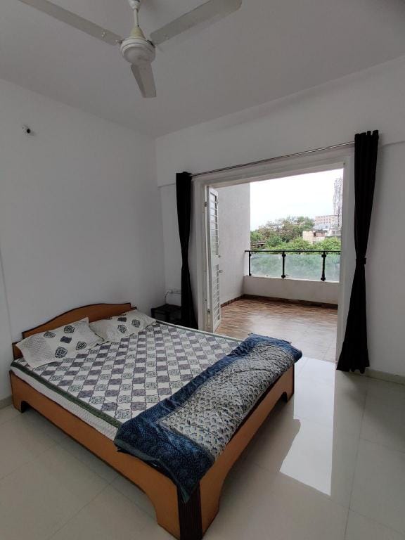 Primerose 1 BHK Full Flat Highway Touch Vacation rental in Pune