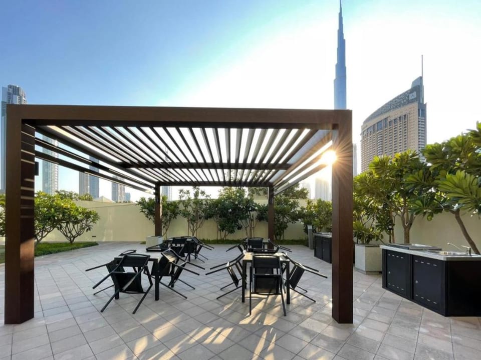 Sophisticated Apartment Connected To Dubai Mall Apartment in Dubai