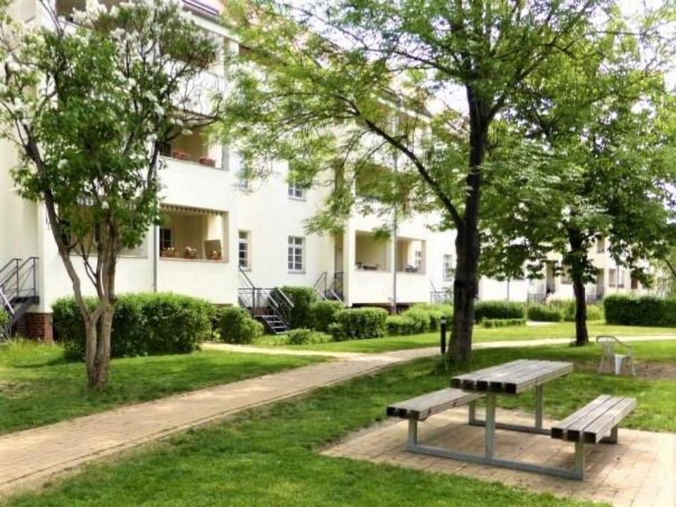 Apartment Blochmann-Cárre with garden and balcony Apartment in Leipzig