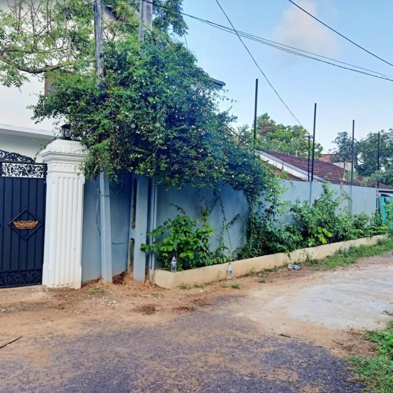 OSH VILLA Villa in Hikkaduwa