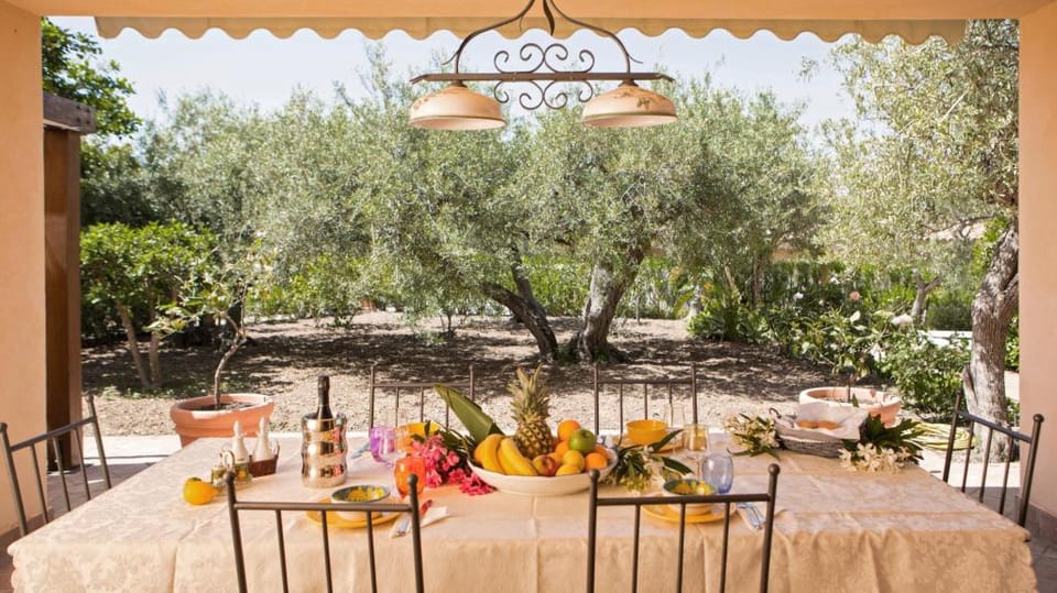 Villa Mazzaforno a Cefalù by Wonderful Italy Apartment in Sicily