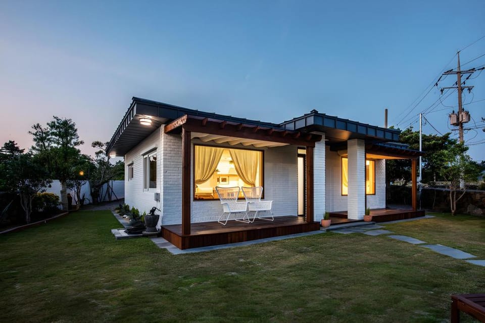 Jeju Pureudao Ocean Pension Bed and Breakfast in South Korea