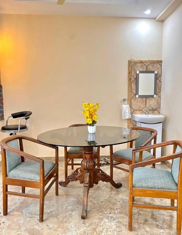 Woodsville Cottages Apartment in Dehradun