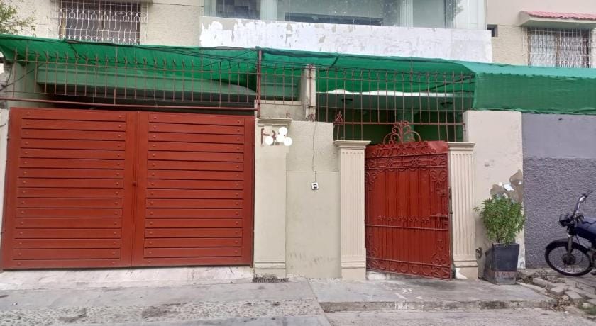 Karachi Guest House & Couple Hotel Hotel in Karachi