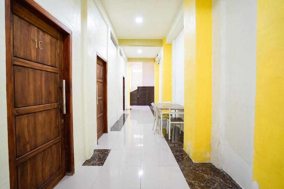 FA Homestay Syariah @ Babat Lamongan Mitra RedDoorz Hotel in East Java