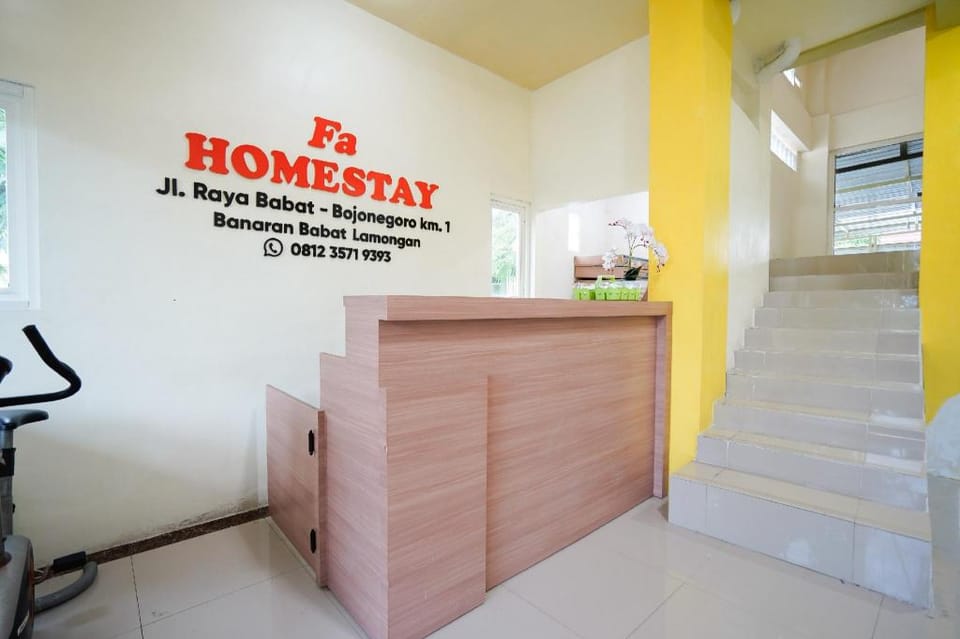 FA Homestay Syariah @ Babat Lamongan Mitra RedDoorz Hotel in East Java