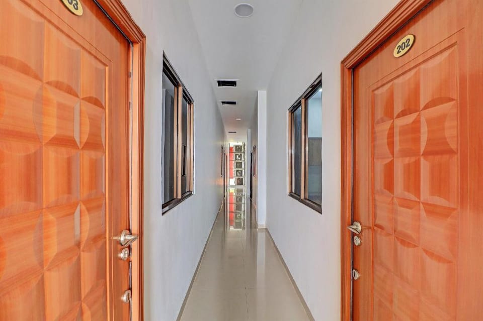 Capital O 92039 Runways House Hotel in Kuta