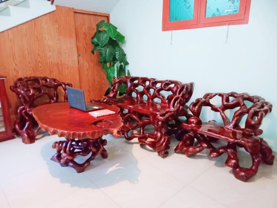 OYO 92069 Rafa Kost Hotel in Indonesia