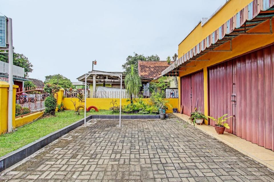 Hotel O Homestay Akbar Aufa Syariah Hotel in Indonesia