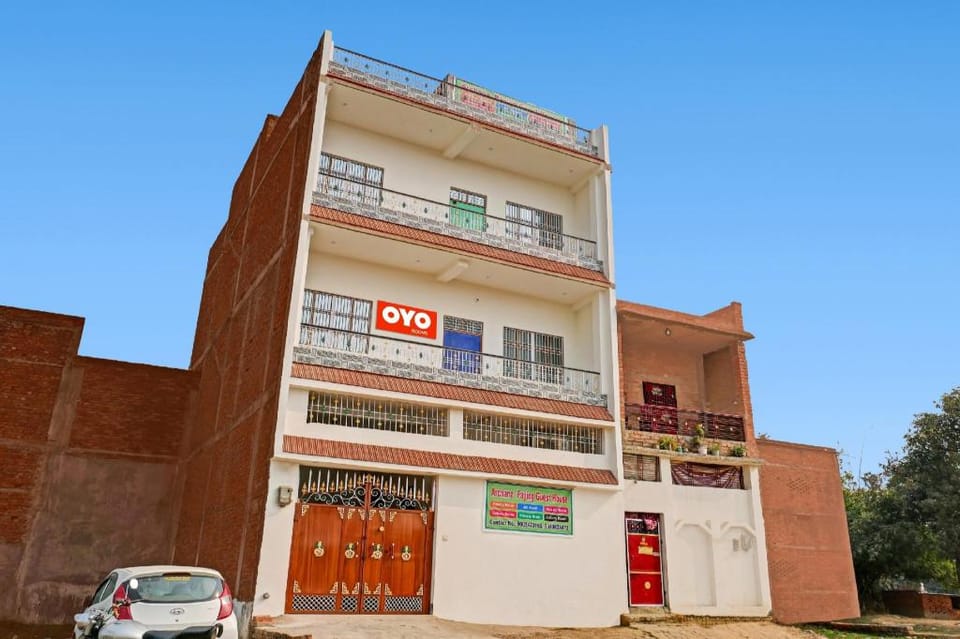 Hotel O Archana Homestay Hotel in Varanasi