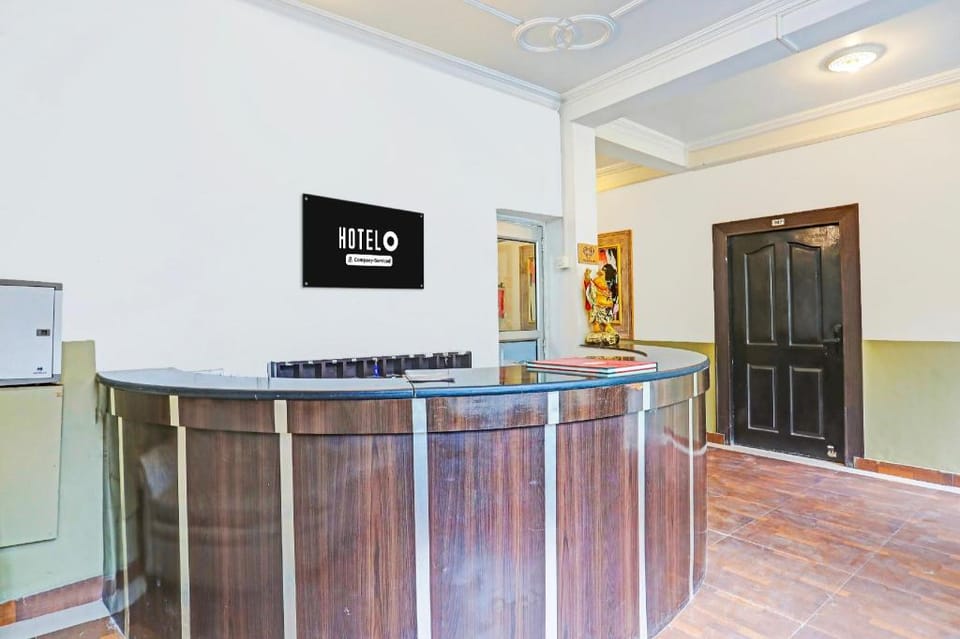 Hotel O Tapovan Near Lakshan Jhula Hotel in Rishikesh