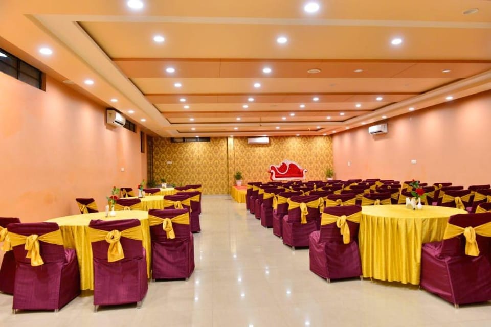 Hotel Karni Vilas Hotel in Jaipur