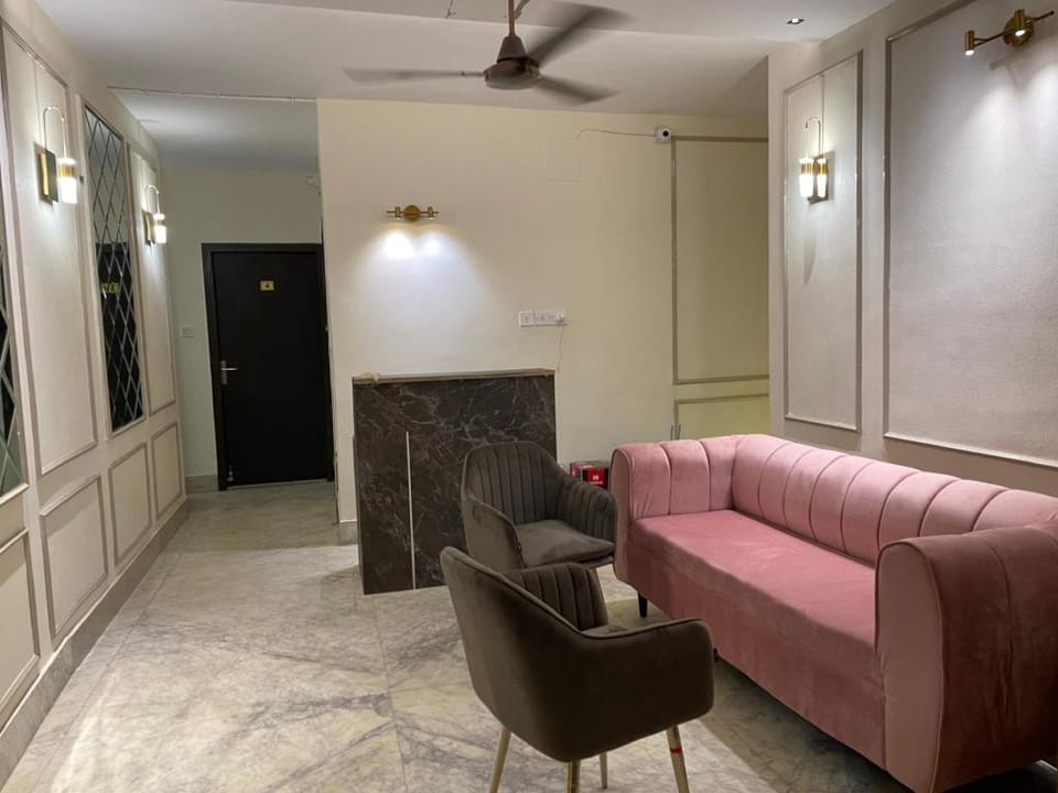 The Aster Penthouse Bed and Breakfast in Kolkata