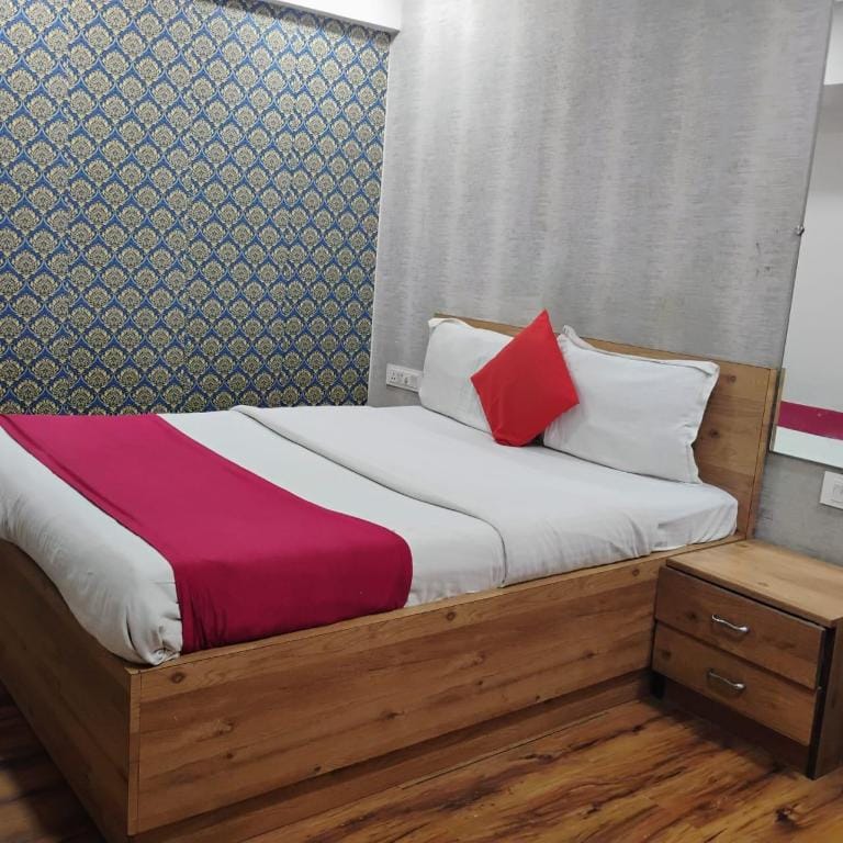 HOTEL SHREE NIVAS Hotel in Ahmedabad