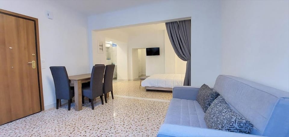 Athens Plaka Family Suites Apartment in Plaka
