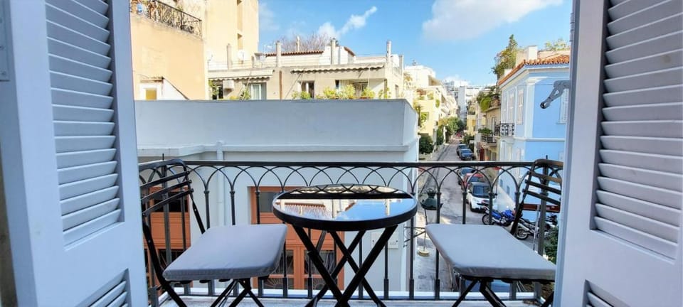 Athens Plaka Family Suites Apartment in Plaka