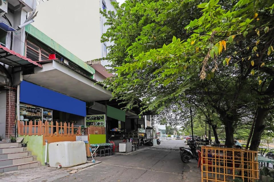 SPOT ON 92092 Wisma Nilam Sari Syariah Hotel in Riau Islands, Indonesia