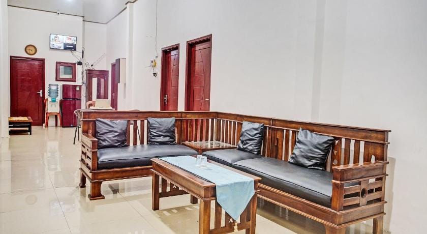 OYO LIFE 92034 Jay Homestay Syariah Hotel in Indonesia