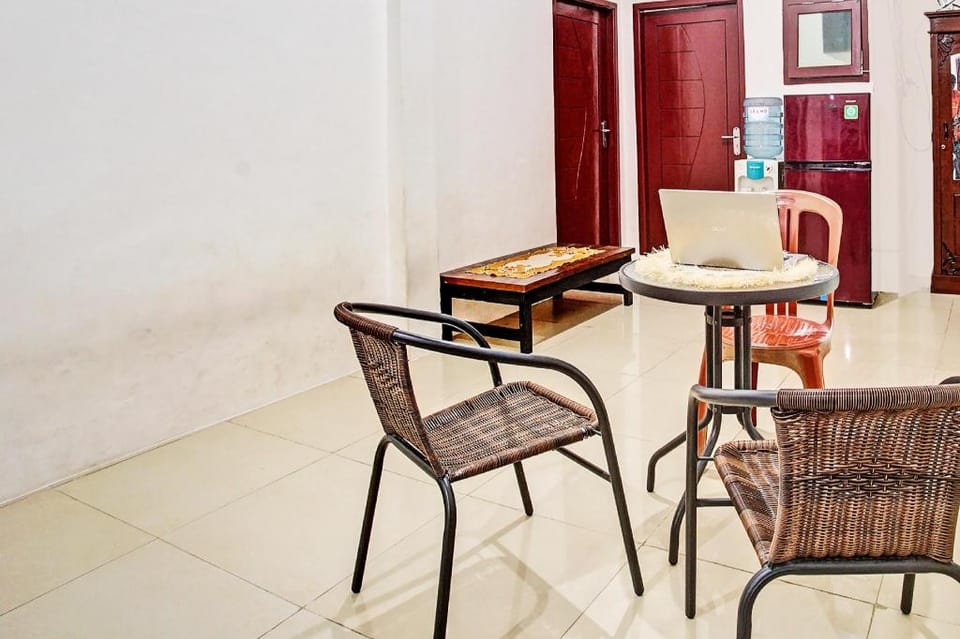 OYO LIFE 92034 Jay Homestay Syariah Hotel in Indonesia