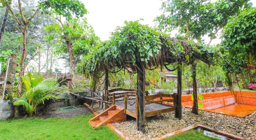 OYO 92083 Lailik Gilang Guesthouse Hotel in East Java