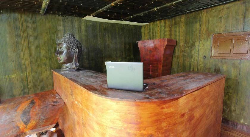 OYO 92083 Lailik Gilang Guesthouse Hotel in East Java