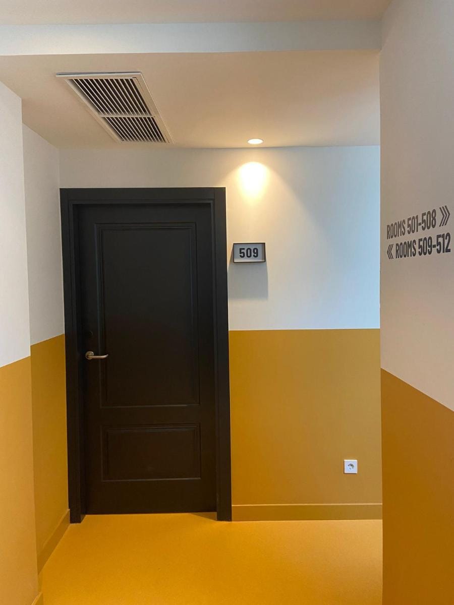 LATROUPE Prado Hostel in Centro