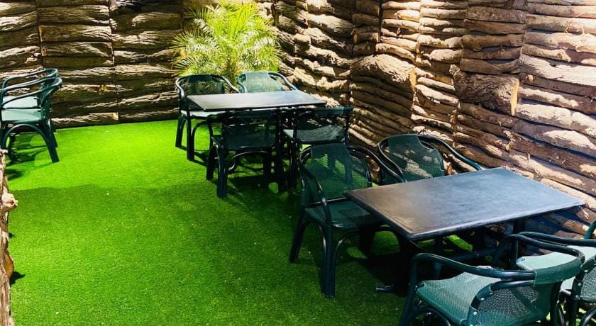 Sunset BnB Bed and Breakfast in Karachi