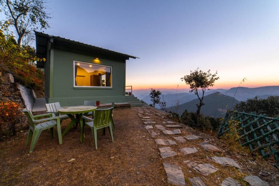 Zostel Plus Nainital (Naina Range) Hostel in Uttarakhand