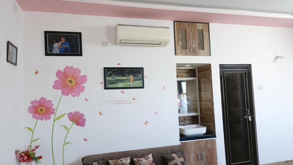 Gokul Niwas Home Stay Udaipur Apartment in Gujarat