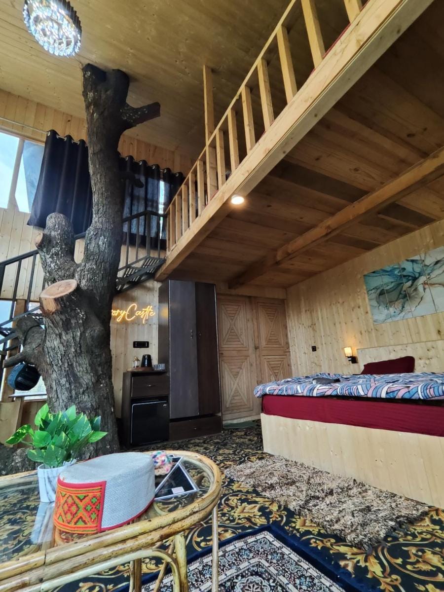 Ivory Castle Treehouse by TheWoodenBranch Villa in Himachal Pradesh