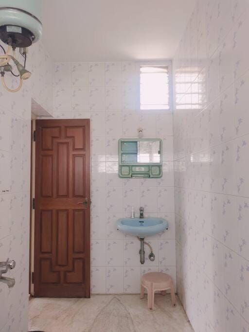A cosy rooftop nest in pondicherry center Vacation rental in Puducherry
