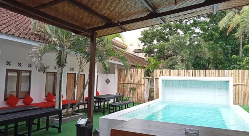 Indonesia Backpacker Hostels Hostel in Pujut