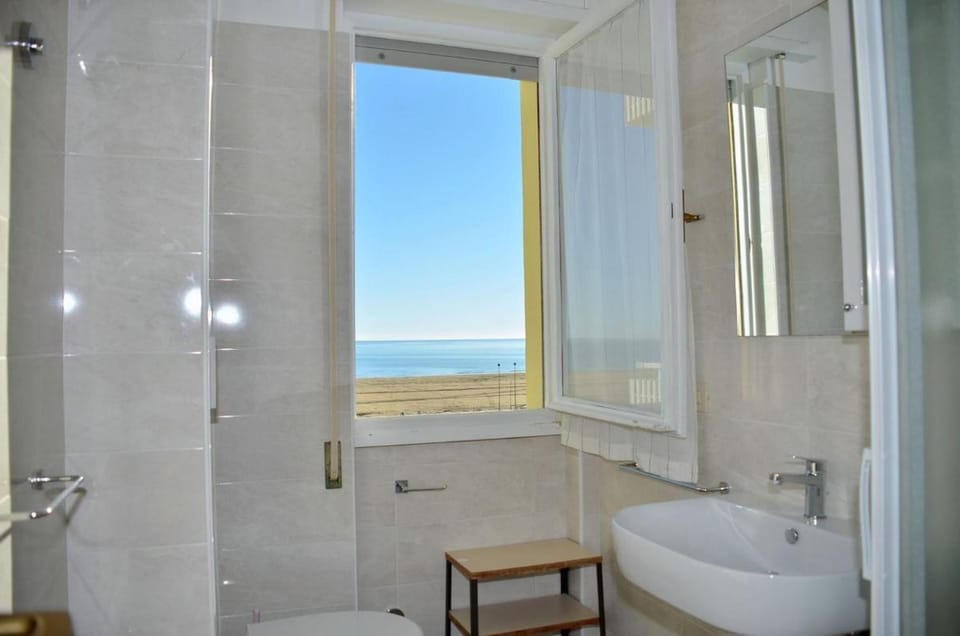 Lovely Seaview Flat-Beahost Apartment in Bibione