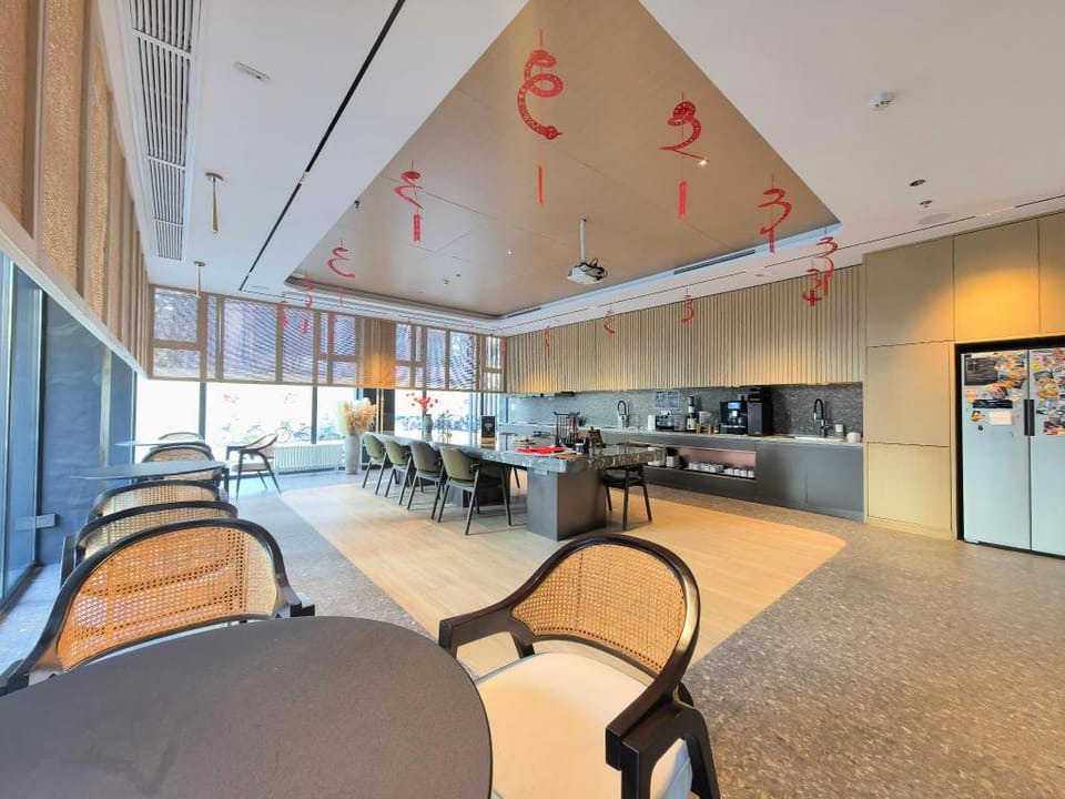 base-Sanlitun Serviced Apartment Apartment in Beijing
