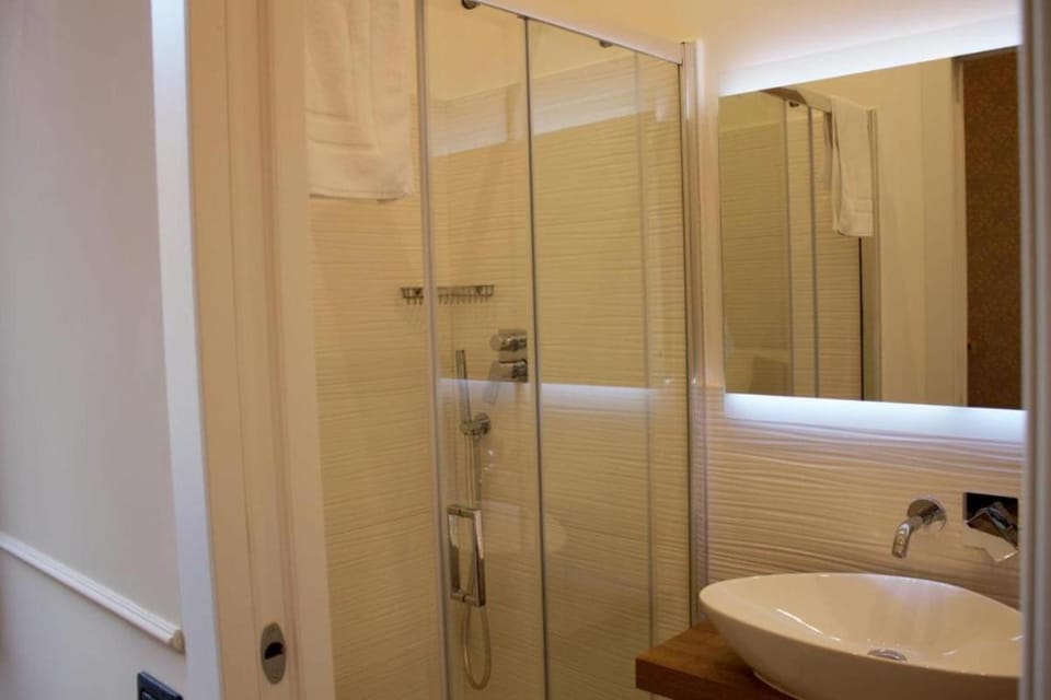 52 Vespasiano Vatican Suites Bed and Breakfast in Rome