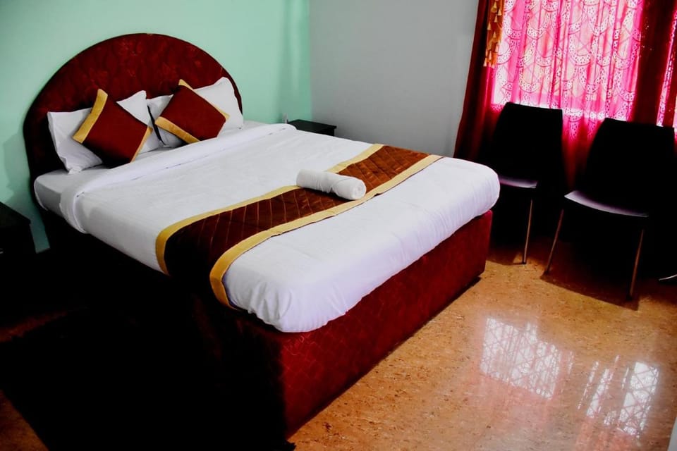 Holidayincoorg Royal Mansion Vacation rental in Madikeri