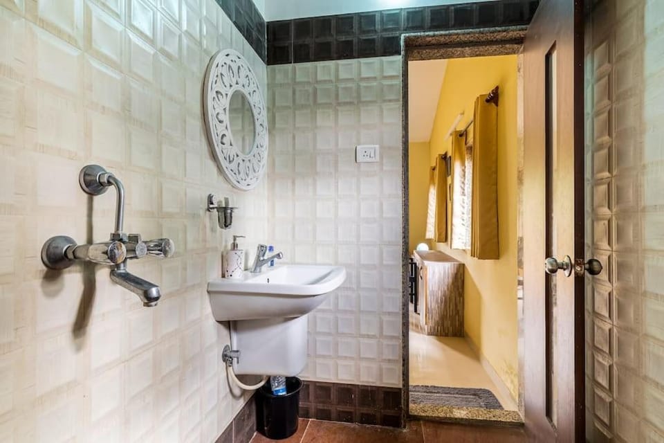 Boho Luxury |Hillview Valley Villa | Private Pool Villa in Goa, India