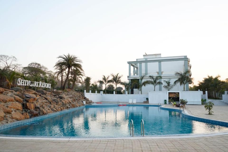 Shivgiri Resort Hotel in Gujarat