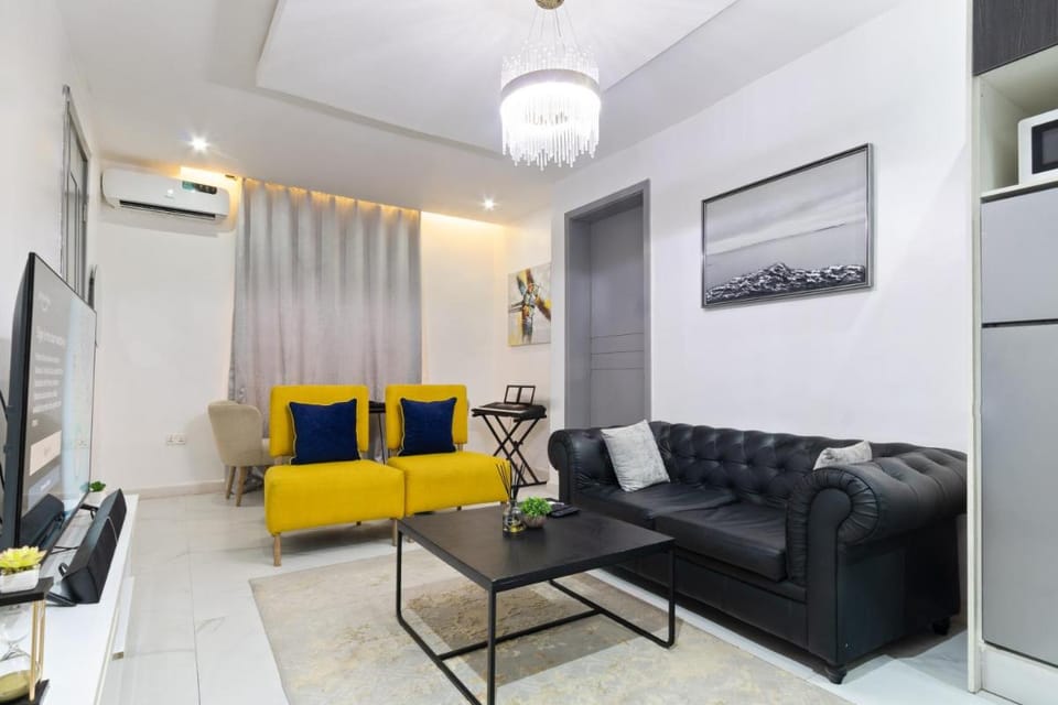 Exclusive Upscale 1 Bedroom Apartment in Lekki phase 1 Apartment in Lagos