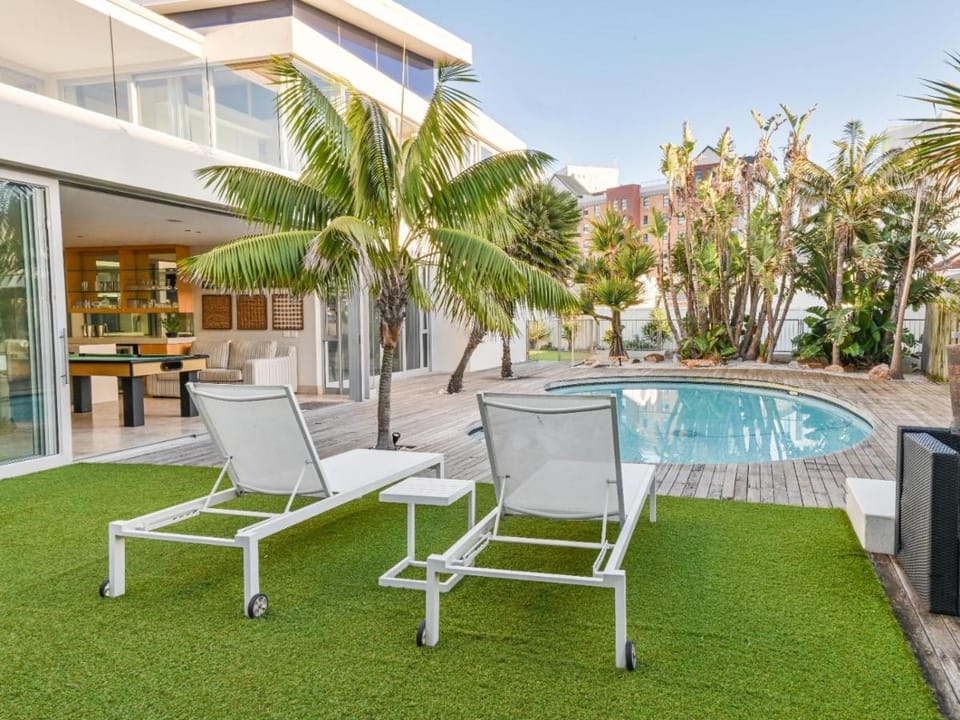 GND Properties Luxury Holiday Home Apartment in Port Elizabeth