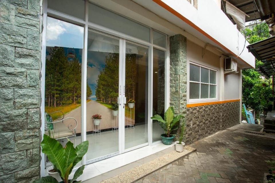 Ndalem Kampoeng Budget Malioboro Hotel in Yogyakarta