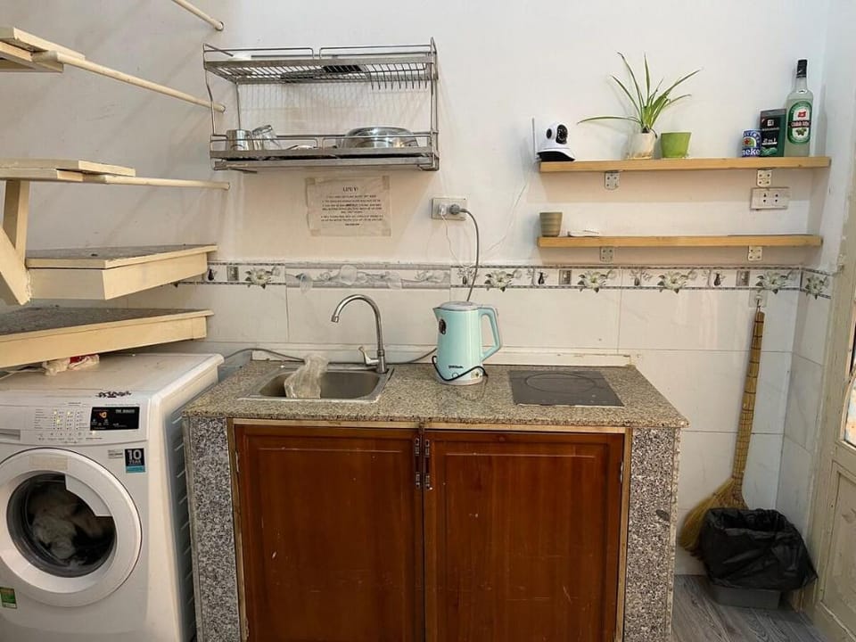 Affordable Spacious Room in midtown near Bui Vien Vacation rental in Ho Chi Minh City