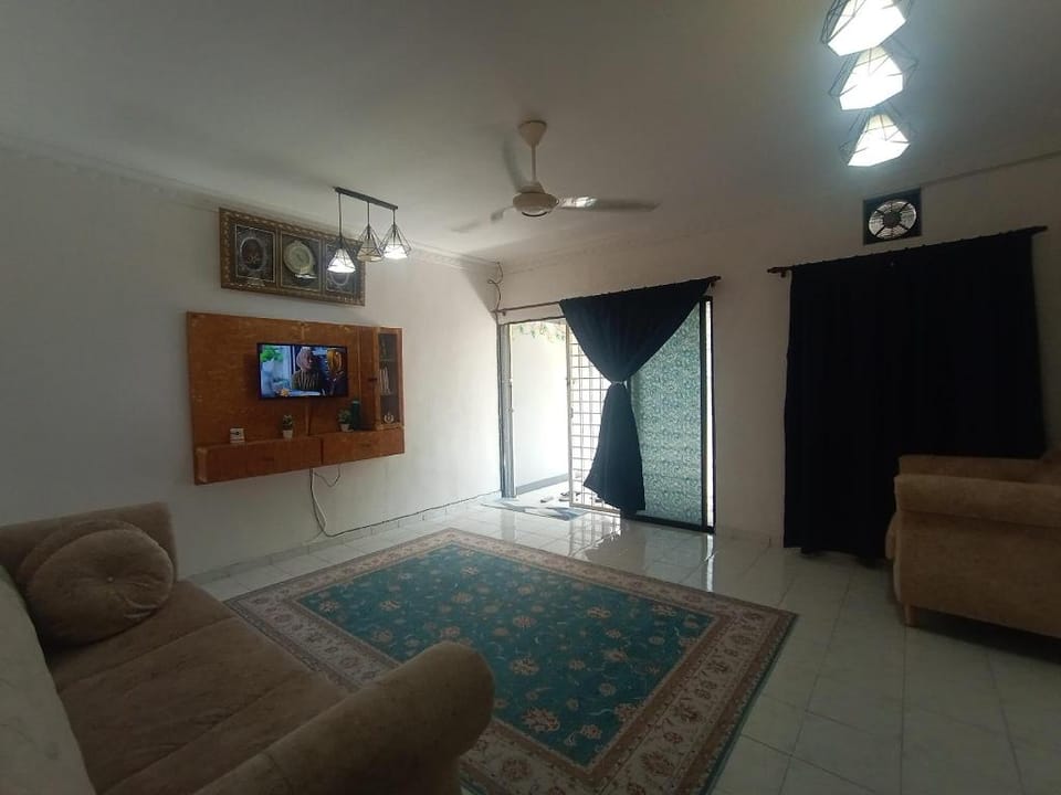 Kak Chik Homestay Tasek Gelugor Vacation rental in Penang
