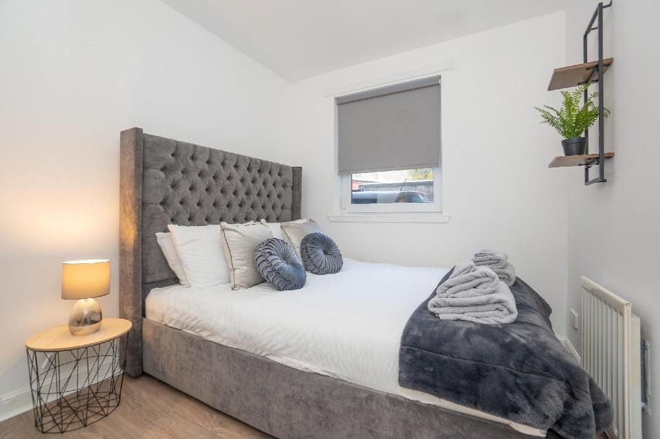 Pavlova House - SJA Stays - Modern 2 Bed Apartment Apartment in Aberdeen