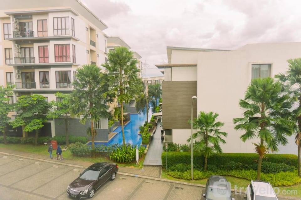 Homey Modern Look 1BR Asatti Apartment By Travelio Apartment in West Java