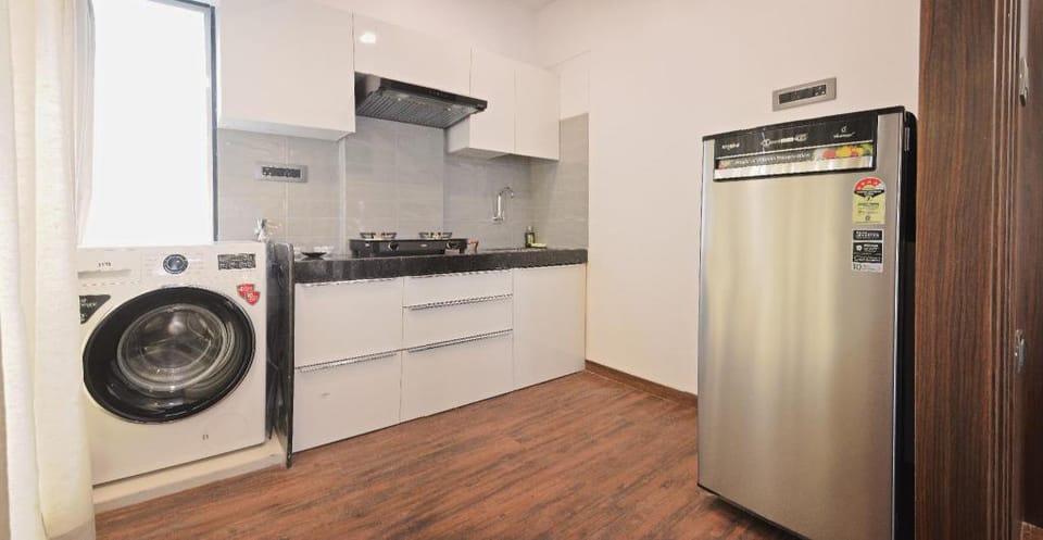 101 - Stylish 1 Room Kitchen with Modern Setup Apartment in Maharashtra