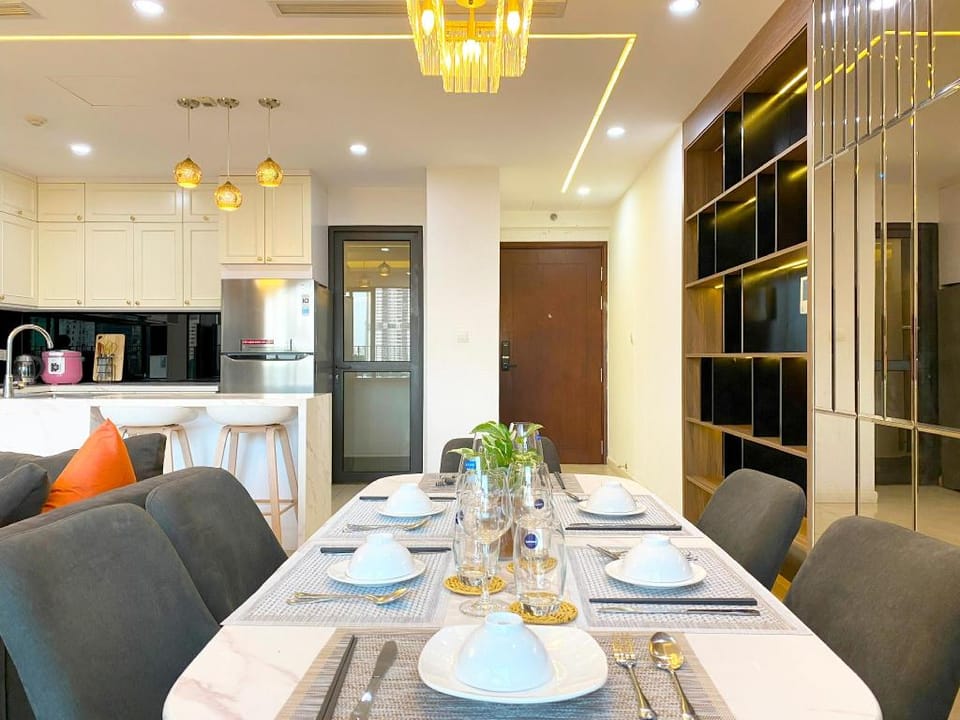 QMP - D'Capitale 3 Bedroom Ha Noi Apartment in Laos