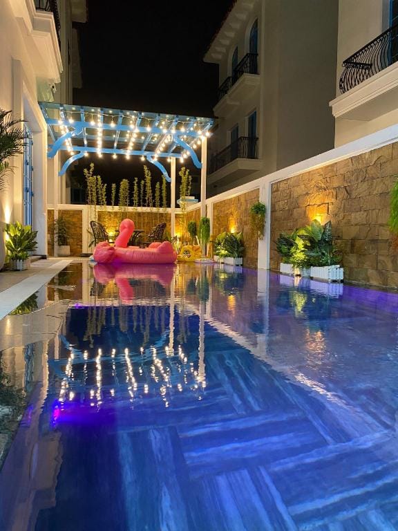 Amanda Villa | Wonders Beach | 4Brs Villa in Laos